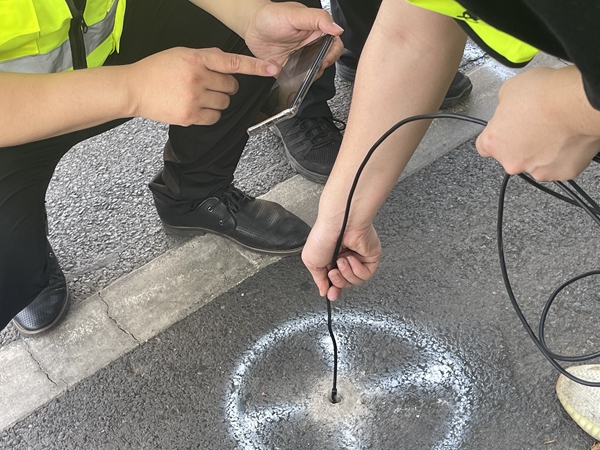 “聰明”雷達(dá)探測(cè)車上線，無(wú)損檢測(cè)方式為道路做“B超”